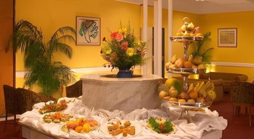 Hotel Ruposhi Bangla Dhaka Luaran gambar